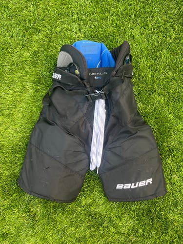 Jr. Large Bauer Nexus 1N Hockey Pants (Used)