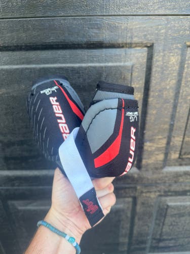 Youth Large Bauer Elbow Pads (Used)