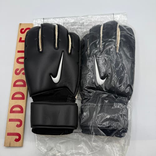 Nike Gunn Cut Player Edition PE Goalkeeper Gloves Black CK4888-010 Size 10 NEW
New With Tags-RARE!!