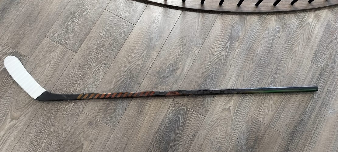 Senior Warrior Alpha LX3 Pro Right Hockey Stick Pro Hossa Pattern 85 Flex Pro Stock (Used)