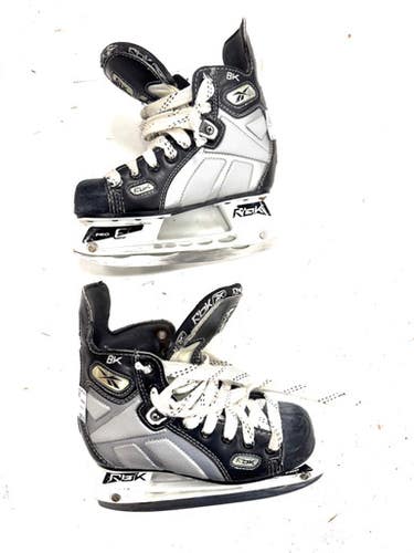 Used Reebok 8k Junior Hockey Skate Junior 01.5 11860-s000310417