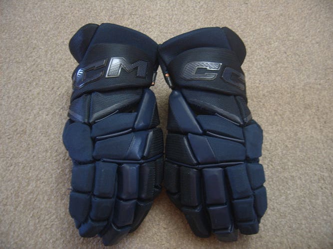 Excellent Condition CCM JetSpeed FT8 Pro Senior Hockey Gloves Navy 15"