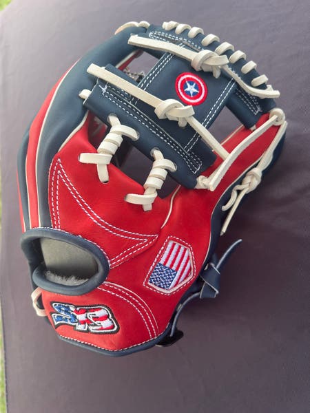 11.50” I-Webb USA Edition | SidelineSwap | Buy and Sell on
