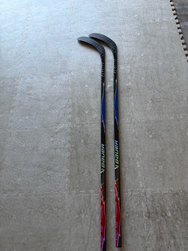 Senior Bauer Vapor Flylite Right Handed Hockey Stick P92 70 Flex (Used)