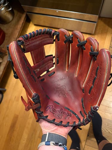 Rawlings HoH Rare Colorway RH Infield Baseball Glove 11.75" (Used)