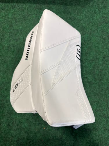 White Intermediate Warrior Ritual G7 Pro Goalie Blocker Regular (New)