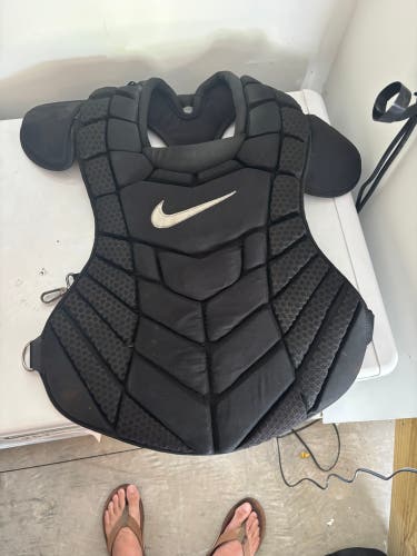 Nike vapor Catcher's Chest Protector (Used)