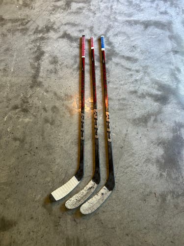 *3 PACK* Intermediate CCM JetSpeed FT7 Pro Right Handed Hockey Stick P28 55 Flex (Used)