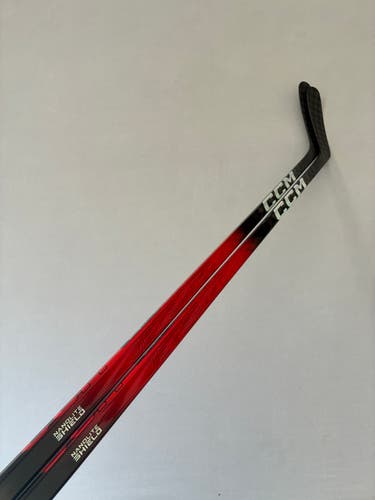 *2 Pack* of New 65 Flex P29 Senior CCM Ribcor Team (Jetspeed dress) Left Hand Hockey Sticks - Red