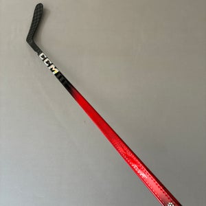 New 55 Flex P29 Senior CCM Ribcor Team (Jetspeed Dress) Right Hand Hockey Stick - Red