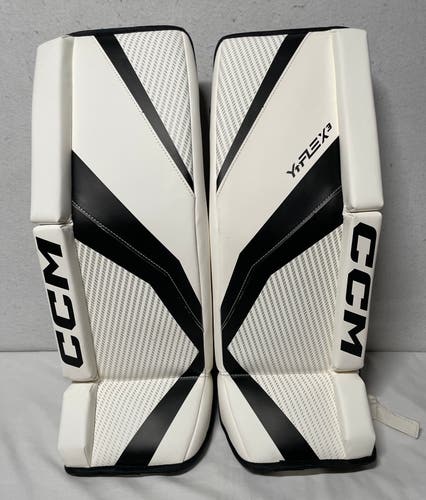 NEW CCM YtFlex Goalie Pads, 22”, White/Black