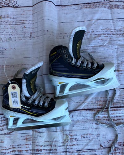 Junior Bauer Supreme One.9 Hockey Goalie Skates Regular Width Size 1 (Used)