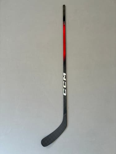 New 65 Flex P29 Intermediate CCM Ribcor Team (Jetspeed Dress) Right Hand Hockey Stick - Red