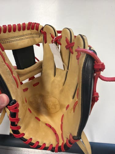 Louisville Slugger Omaha RH Infield Baseball Glove 11.5" (Used)
