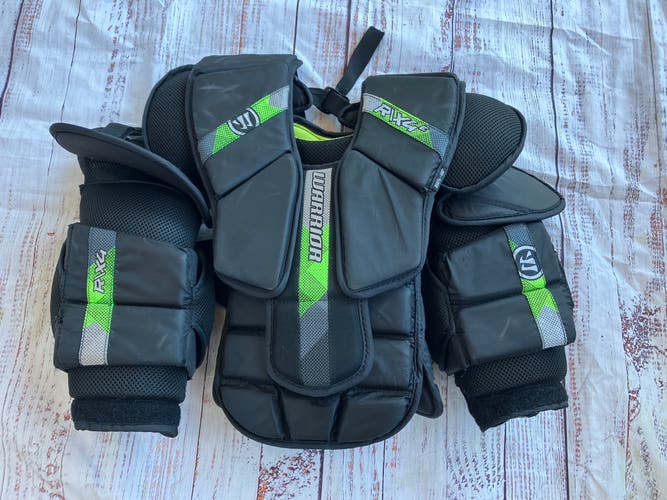 Junior Small / Medium Warrior Ritual X4 E Goalie Chest Protector (Used)