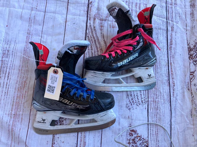 Junior Bauer Vapor X5 Pro Hockey Skates Regular Width Size 2 (Used)