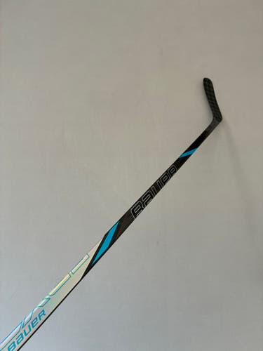 New 55 Flex P88 Intermediate Bauer Nexus Tracer Left Hand Hockey Stick