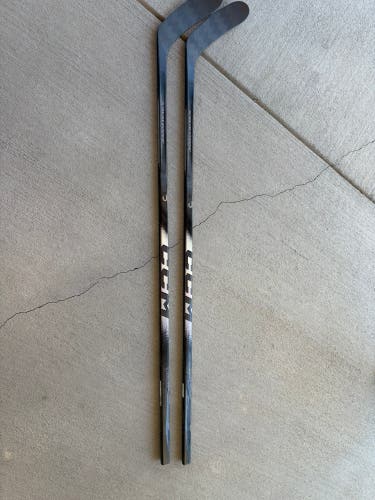 Senior CCM Ribcor Trigger 10 Pro Right Handed Hockey Stick P28+1/4 65 Flex (Used)