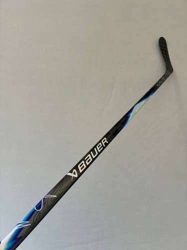 New 77 Flex P28 Senior Bauer Vapor Flylite Left Hand Hockey Stick
