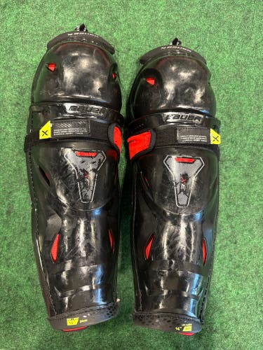 Intermediate Bauer Vapor 3X Shin Pads 14" (Used)