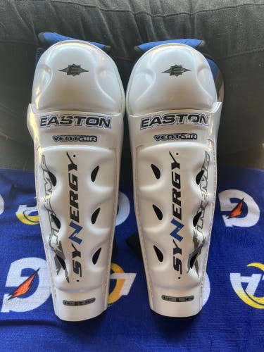 15” Easton Synergy VentAir Shin Pads (Used)
