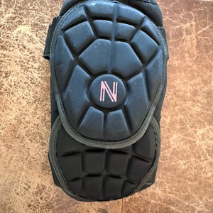 Black Junior Elbow Protection (Used)