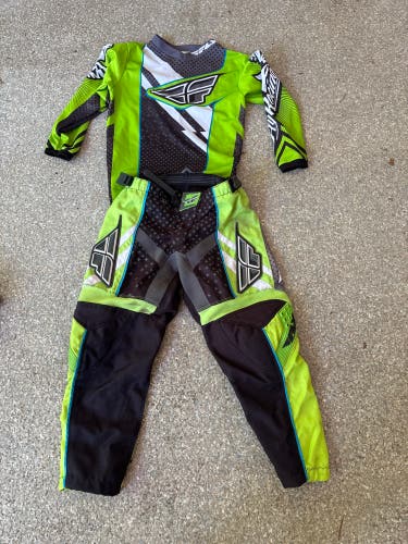 Fox youth Race Pants and shirt