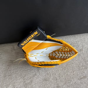 Vaughn "Kipper Spec" Goalie Glove
