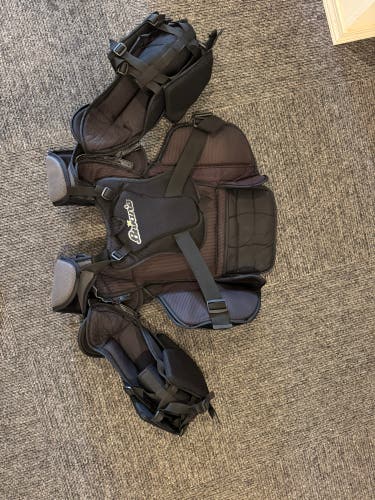 XL Brian's GNETiK Pro Goalie Chest Protector (Used)
