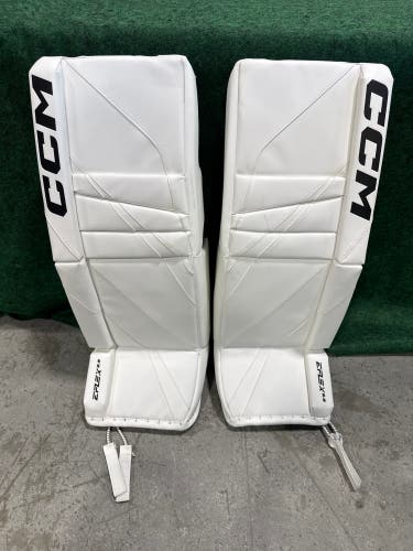 White Intermediate CCM EFlex 6.9 Goalie Leg Pads (New) | 31" +1"