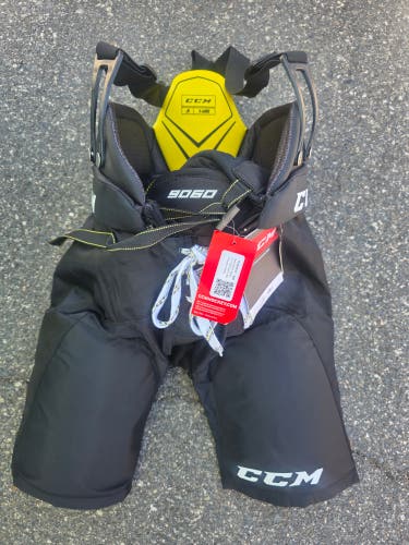 New Black Junior XL CCM Tacks 9060 Hockey Pants