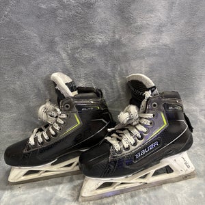 Junior Bauer Elite Hockey Goalie Skates Size 4 (Used)
