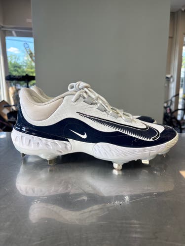 White Men's Size M 9.5 (W 10.5) Nike (Used)