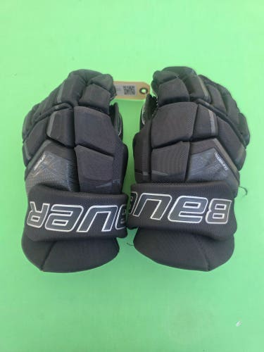 Black Senior Bauer Supreme 3S Gloves 14"