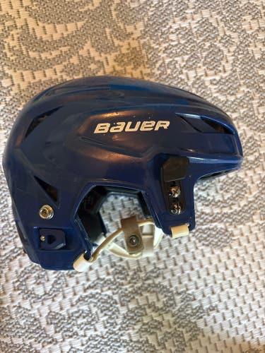 Small Bauer Hyperlite 2 Helmet (Used)
