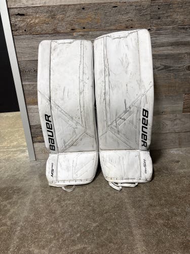 White 32" Senior Bauer Supreme M5 Pro Goalie Leg Pads (Used)