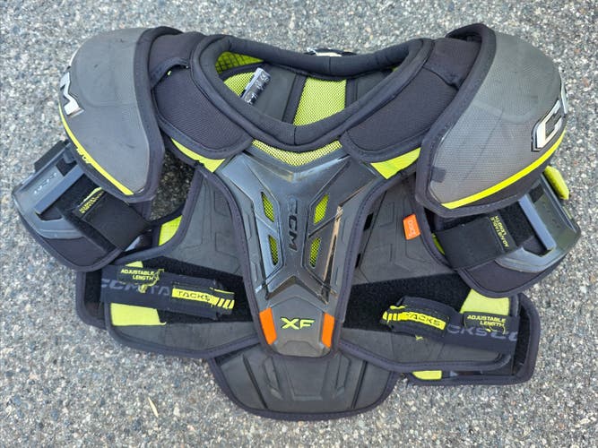 Large Junior CCM Tacks XF Shoulder Pads