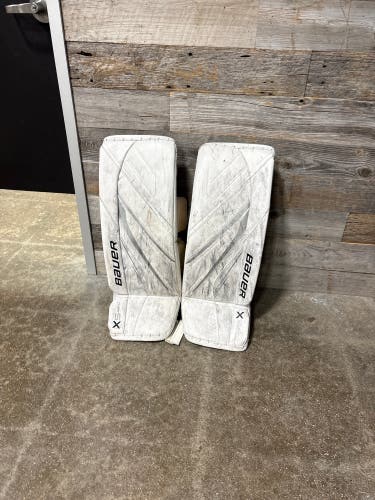 White XS 29+ Intermediate Bauer Vapor X5 Pro Goalie Leg Pads (Used)
