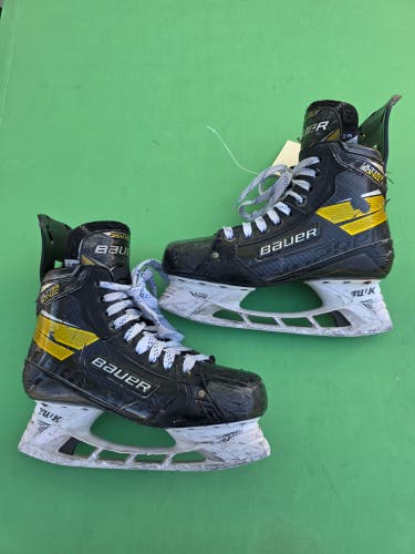 Senior Bauer Supreme Ultrasonic Hockey Skates 8 Fit 3