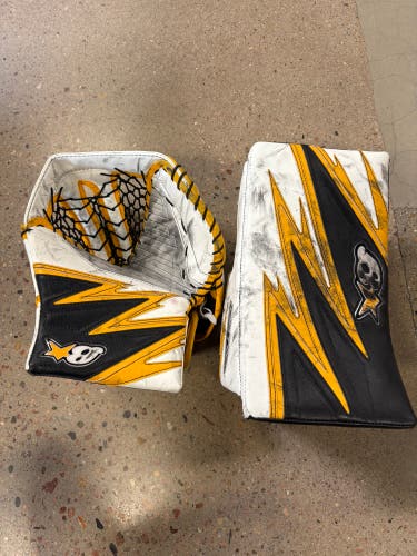 Senior Brian's Optik 4 Goalie Glove & Blocker Set Regular (Used)