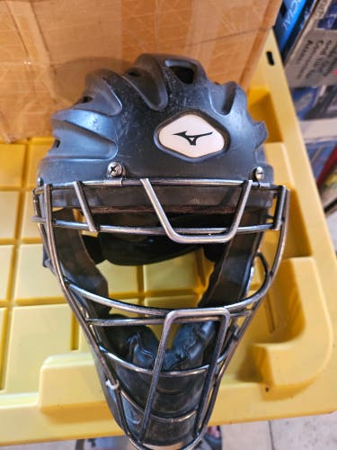Mizuno Samurai Catcher's Mask (Used)