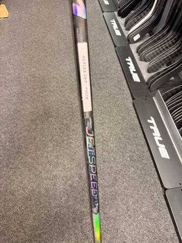 CCM JetSpeed FT7 Pro - Junior Right Handed Hockey Stick 40 Flex (New) Multiple Patterns