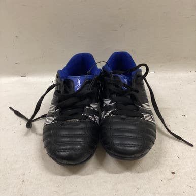Used Umbro Soccer Cleats Black Youth 13.0 11725-s000492045