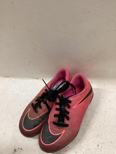 Used Nike Soccer Cleats Pink Youth 12.0 11725-s000502537