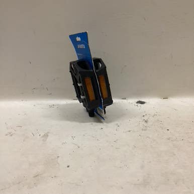 New Non-slip Pedal 1 2 11725-41n311005