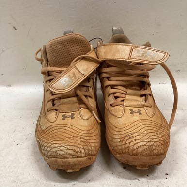 Used Under Armour Bh Bb Cleat Bb Sb Cleats White Junior 05.5 11725-s000495407