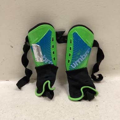 Used Umbro Soccer Shin Guards Junior Green Lg 11725-s000495594