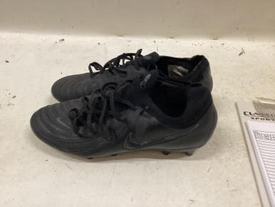 Used Nike Soccer Cleats Black Senior 7 11725-s000496246