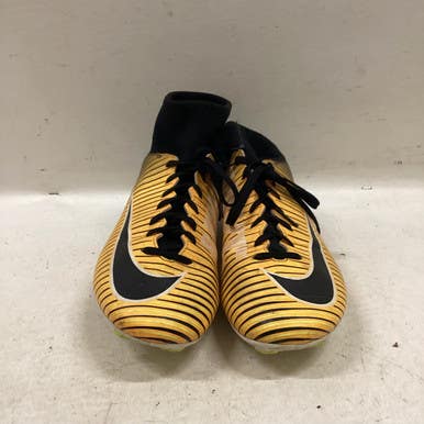 Used Nike Soccer Cleats Black And Yellow Senior 7.5 11725-s000490695