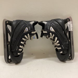 Used Ccm V04 Junior 03 Goalie Skates 11725-s000458833